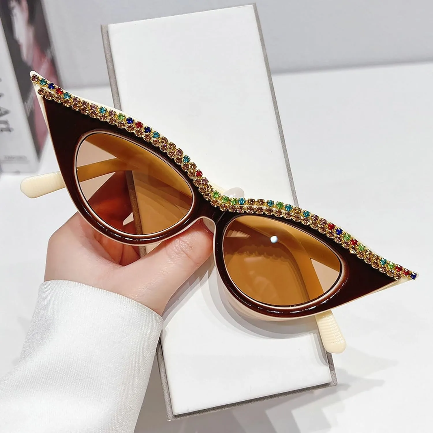 laureles Rhinestones Cat Eye Sunglasses Women Bling Vintage Small Frame Ladies Gradient Sun Glasses Men