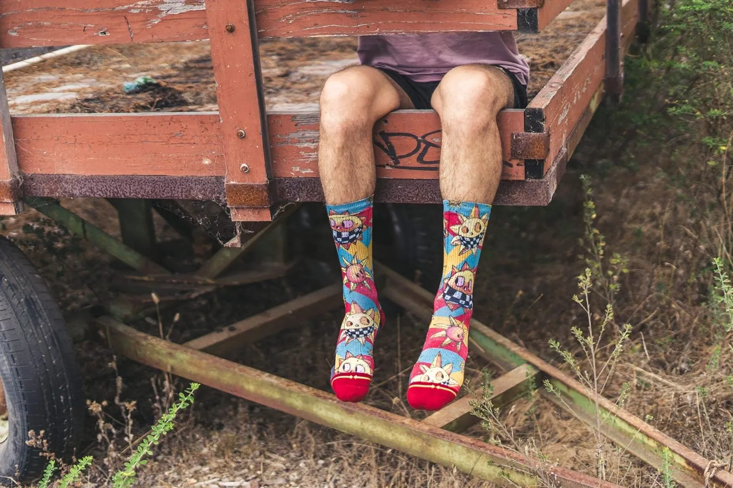 MERGE4 Otis Link Suno Red Unisex Artist Crew Sock