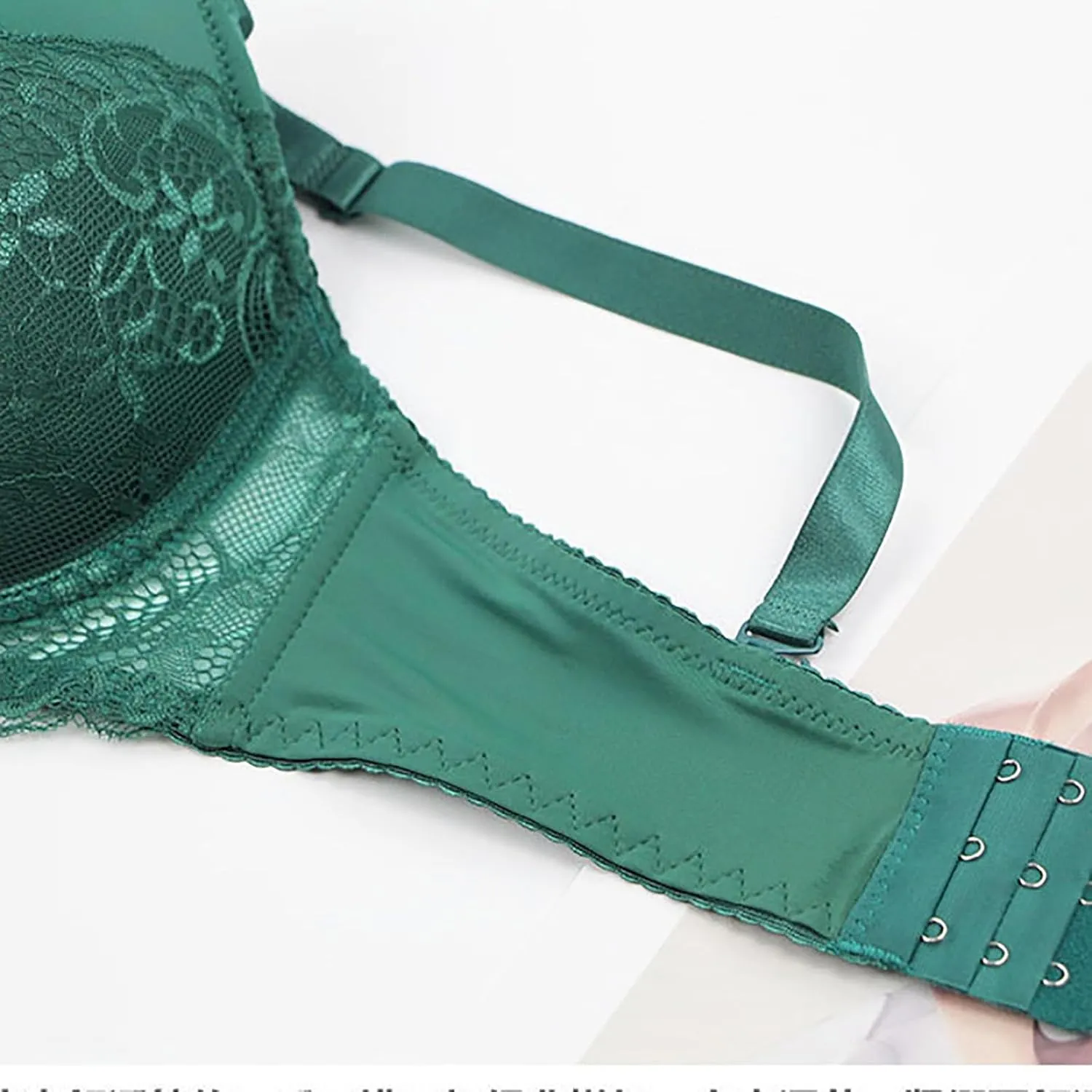Push Up Bras for Women Plus Size Floral Lace No Underwire Soft Cup Everyday Bra Breathable Comfortable Wirefree Bra