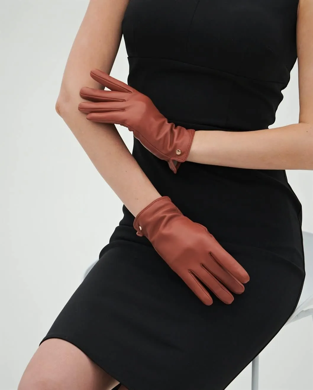 YISEVEN Women's Winter Dress Leather Gloves Touchscreen Wool Lined Flat Design